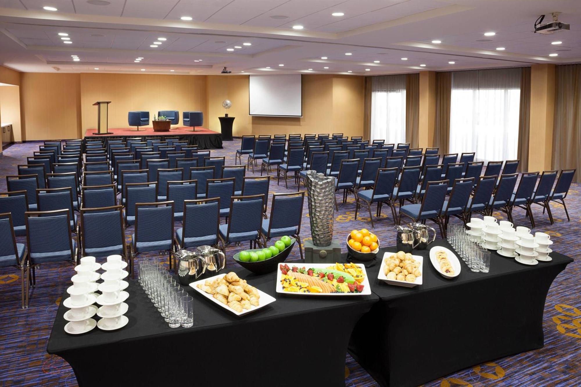 Towneplace Suites By Marriott Toronto Northeast/Markham Esterno foto