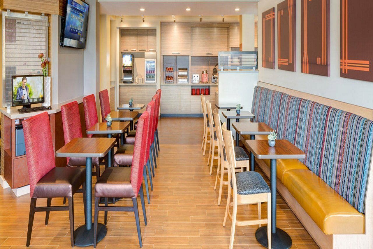 Towneplace Suites By Marriott Toronto Northeast/Markham Esterno foto